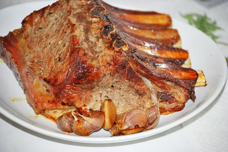 15 потрясающих рецептов свиной окорок в печи